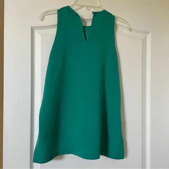 Brand New icb New York Kelly Green Sleeveless Top - Picture 2 of 3